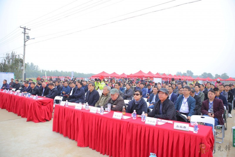 首屆全國現(xiàn)代農(nóng)業(yè)科技豐收節(jié)成功 聚焦農(nóng)業(yè)科普助推科技轉(zhuǎn)化